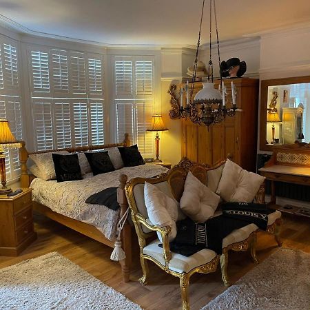 Bed and Breakfast Olivia House Porthcawl Esterno foto