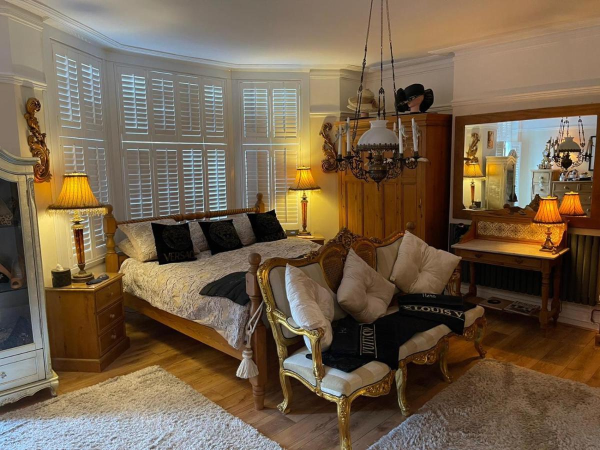 Bed and Breakfast Olivia House Porthcawl Esterno foto