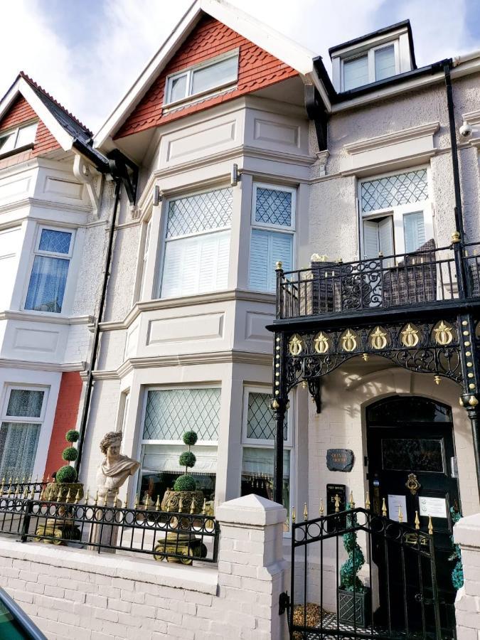 Bed and Breakfast Olivia House Porthcawl Esterno foto