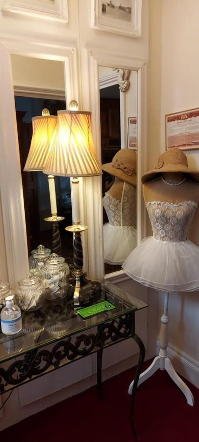 Bed and Breakfast Olivia House Porthcawl Esterno foto